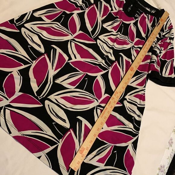 Chicos Size 3 purple, black & white flowy dress. Great for all seasons w/jacket - Picture 8 of 10